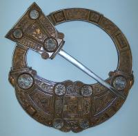 TARA BROACH WALL HANGING
